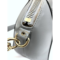 Givenchy Antigona Medium aus Leder in Grau