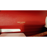 Saint Laurent Täschchen/Portemonnaie aus Leder in Rot