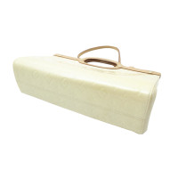 Louis Vuitton Roxbury aus Lackleder in Creme