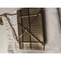 Christian Dior Diorama Wallet On Chain Leer in Goud