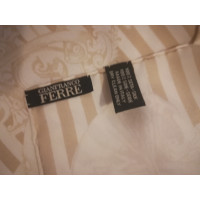 Ferre Scarf/Shawl Silk in Cream