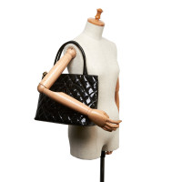 Chanel Tote Bag aus Lackleder in Schwarz