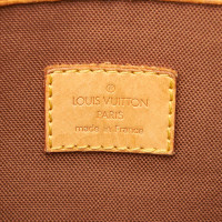 Louis Vuitton Batignolles Vertical Canvas in Brown