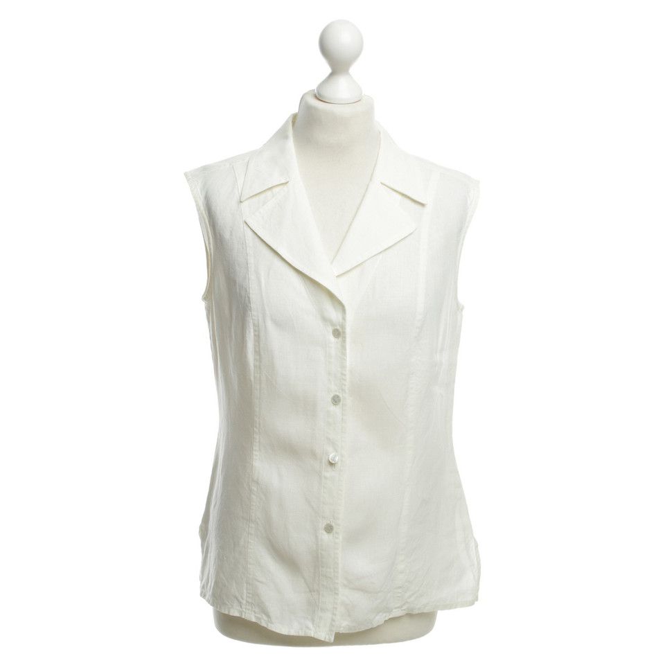 Escada Sleeveless blouse in cream