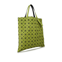 Issey Miyake Tote bag in Giallo