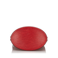 Louis Vuitton Cluny Leather in Red