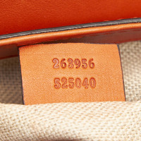 Gucci Umhängetasche aus Leder in Orange