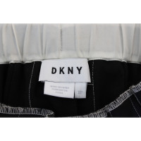 Donna Karan Skirt Wool in Black