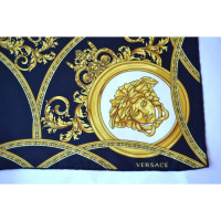 Versace Schal/Tuch aus Seide in Schwarz