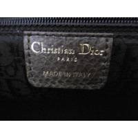Christian Dior Clutch aus Leder in Grau