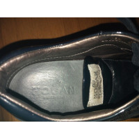 Hogan Chaussures à lacets en Cuir en Bleu