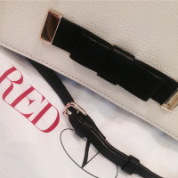 Red (V) Shoulder bag Leather