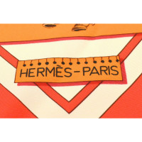 Hermès Carré 90x90 aus Seide in Rot