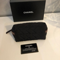 Chanel Clutch aus Canvas in Schwarz