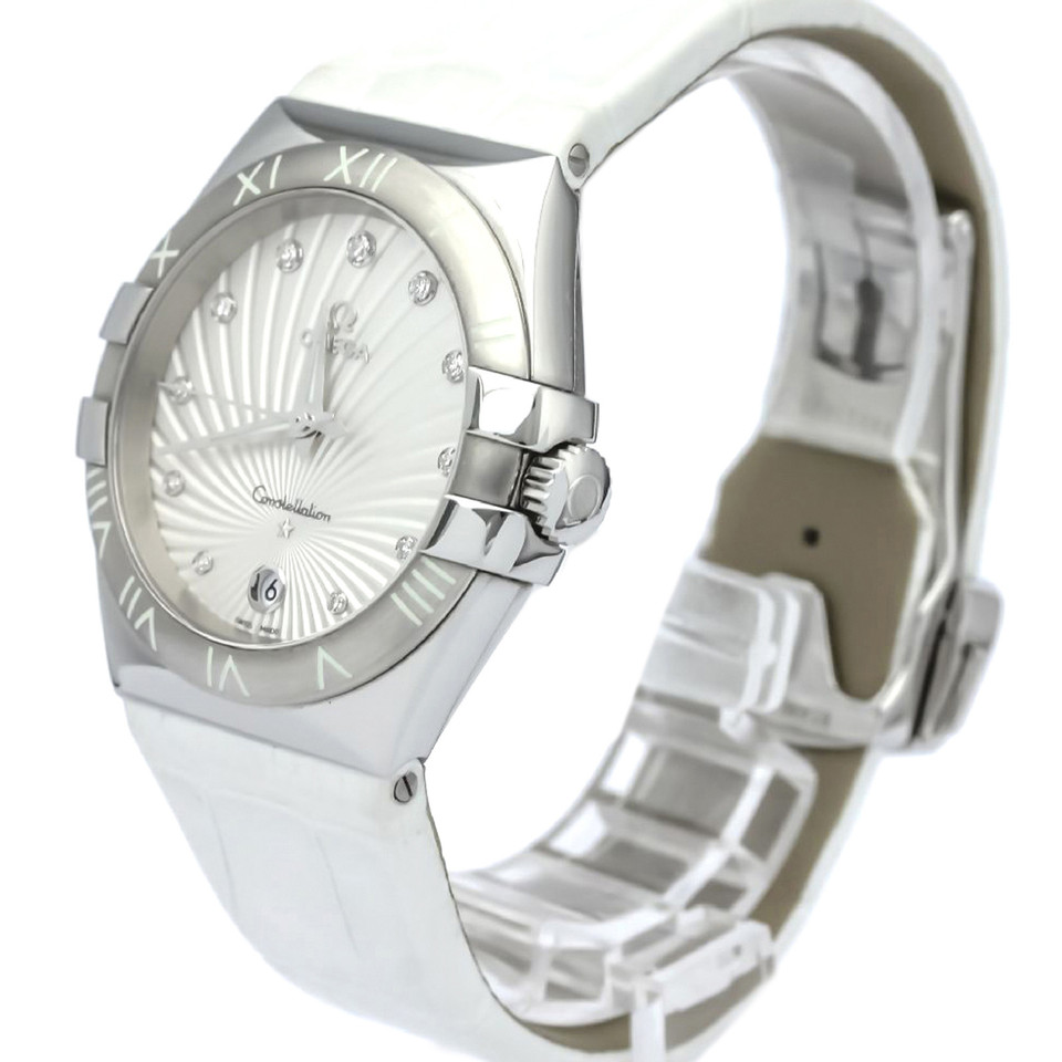 Omega Armbanduhr aus Stahl in Silbern