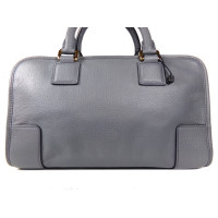 Loewe Handtasche aus Leder in Grau