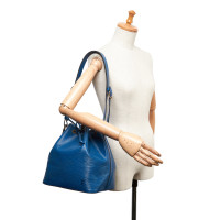 Louis Vuitton Noé Petit Leer in Blauw