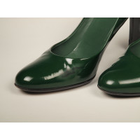 Prada Pumps/Peeptoes Patent leather in Green