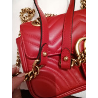 Gucci Marmont Bag aus Leder in Rot