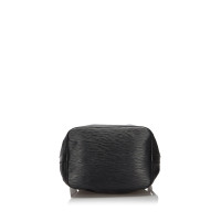 Louis Vuitton Sac Noé Leather in Black