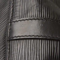 Louis Vuitton Sac Noé Leather in Black