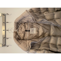 Moncler Jas/Mantel in Huidskleur