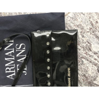 Armani Jeans Clutch aus Lackleder in Schwarz