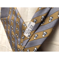 Hermès Accessoire aus Seide in Grau