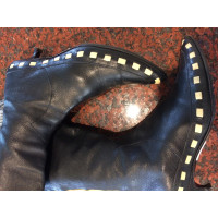 Armani Stiefel aus Leder in Schwarz