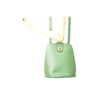 Louis Vuitton Cluny Leather in Green