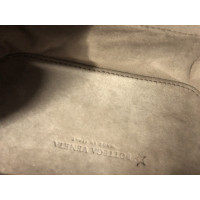 Bottega Veneta Knot Clutch Leather in Bordeaux