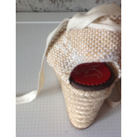 Christian Louboutin Wedges aus Canvas in Creme