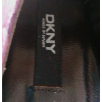 Dkny Sandalen aus Leder in Fuchsia