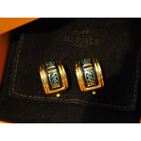 Hermès Ohrring aus Vergoldet in Blau