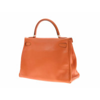 Hermès Kelly Bag 32 Leather in Orange