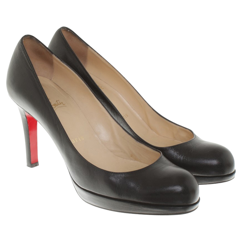 Christian Louboutin Leather pumps in black