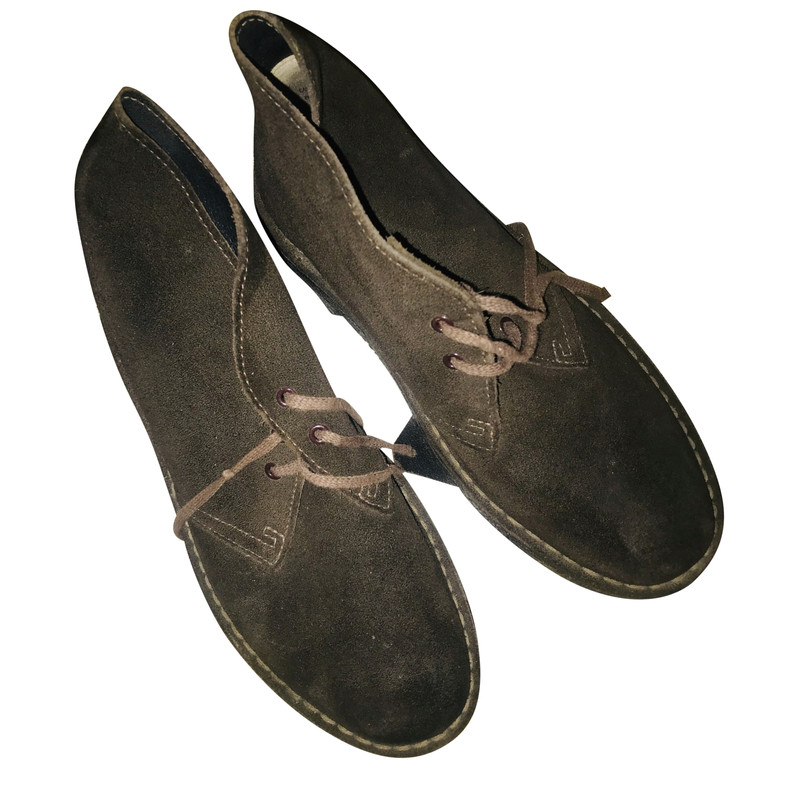 clarks shoes used
