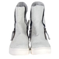 Cinzia Araia Sneakers aus Leder in Grau