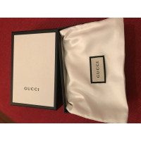 Gucci Täschchen/Portemonnaie aus Leder in Grün