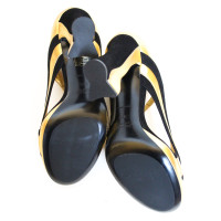 Prada Sandals Leather in Gold