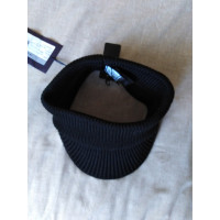 Prada Hut/Mütze aus Wolle in Schwarz