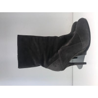 Yves Saint Laurent Ankle boots Suede in Grey