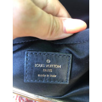 Louis Vuitton Clutch Bag Suede in Black
