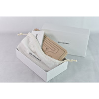 Balenciaga Täschchen/Portemonnaie aus Leder in Creme