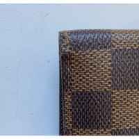 Louis Vuitton Bag/Purse Canvas in Brown