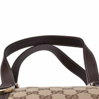 Gucci Handtasche aus Canvas in Braun