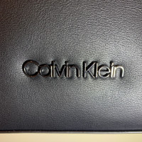 Calvin Klein Shopper aus Leder in Schwarz
