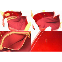 Louis Vuitton Reade aus Lackleder in Rot