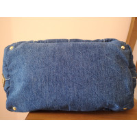 Prada Tote Bag aus Jeansstoff in Blau