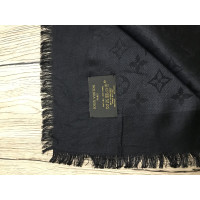 Louis Vuitton Monogram Tuch in Schwarz